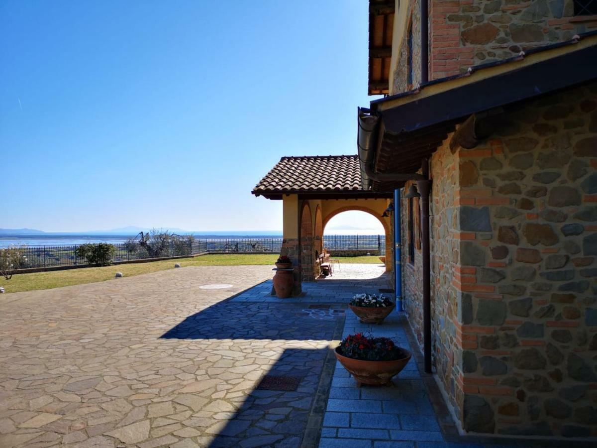 Bed and Breakfast Bellavista Prile Кастильоне-делла-Пеская Экстерьер фото